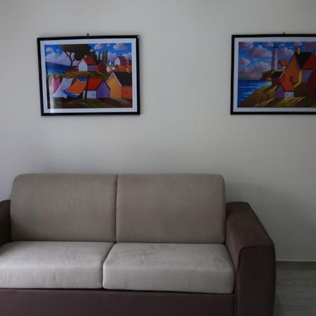 Home Mazzei Piazza Bilotti Cosenza Bilik gambar