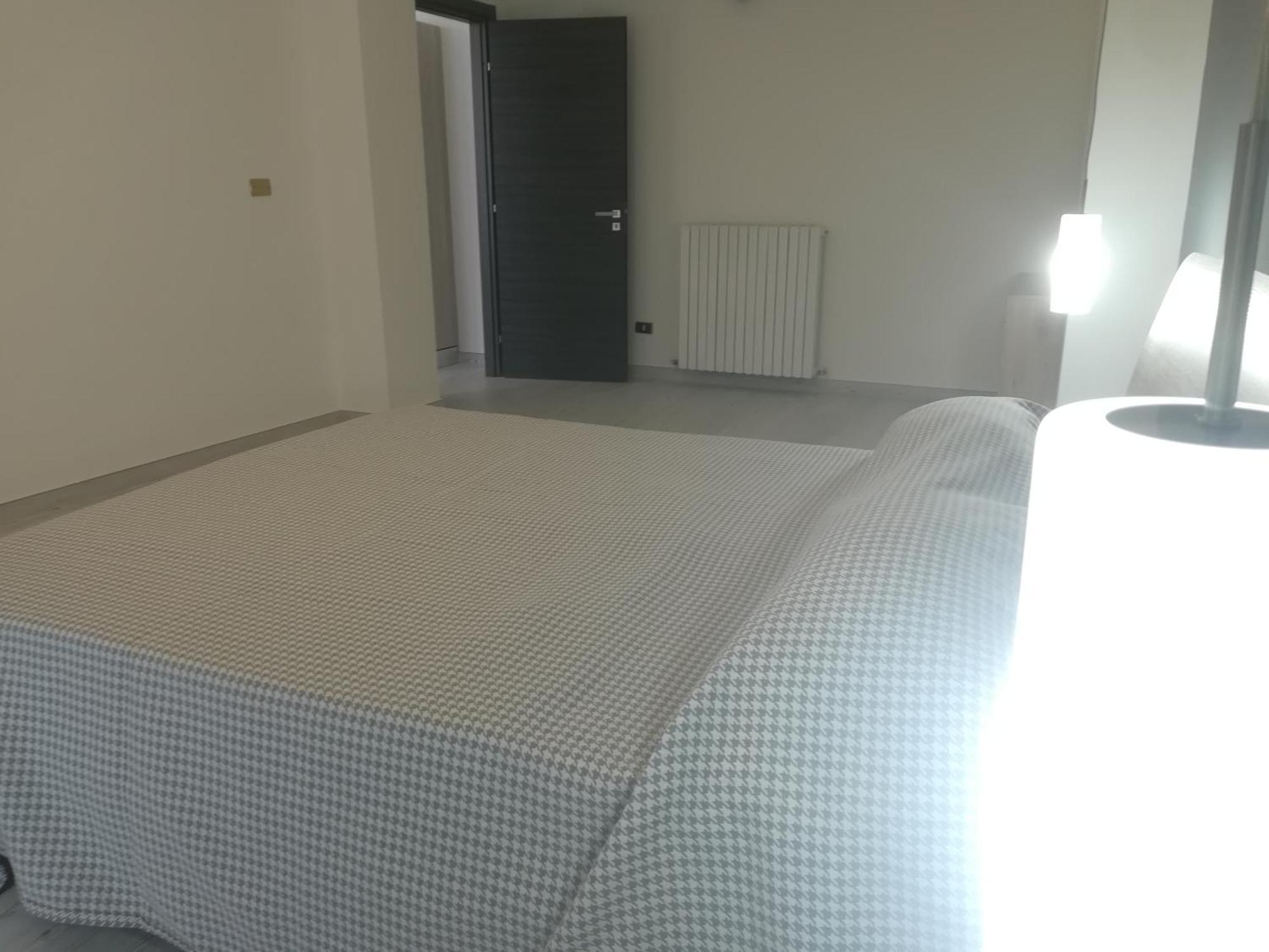 Home Mazzei Piazza Bilotti Cosenza Bilik gambar